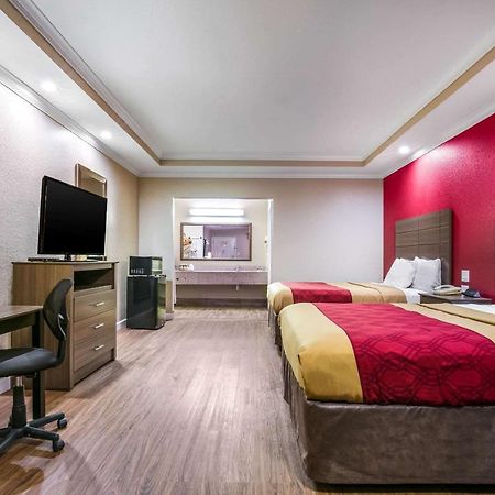Econo Lodge Inn & Suites هورن ليك المظهر الخارجي الصورة
