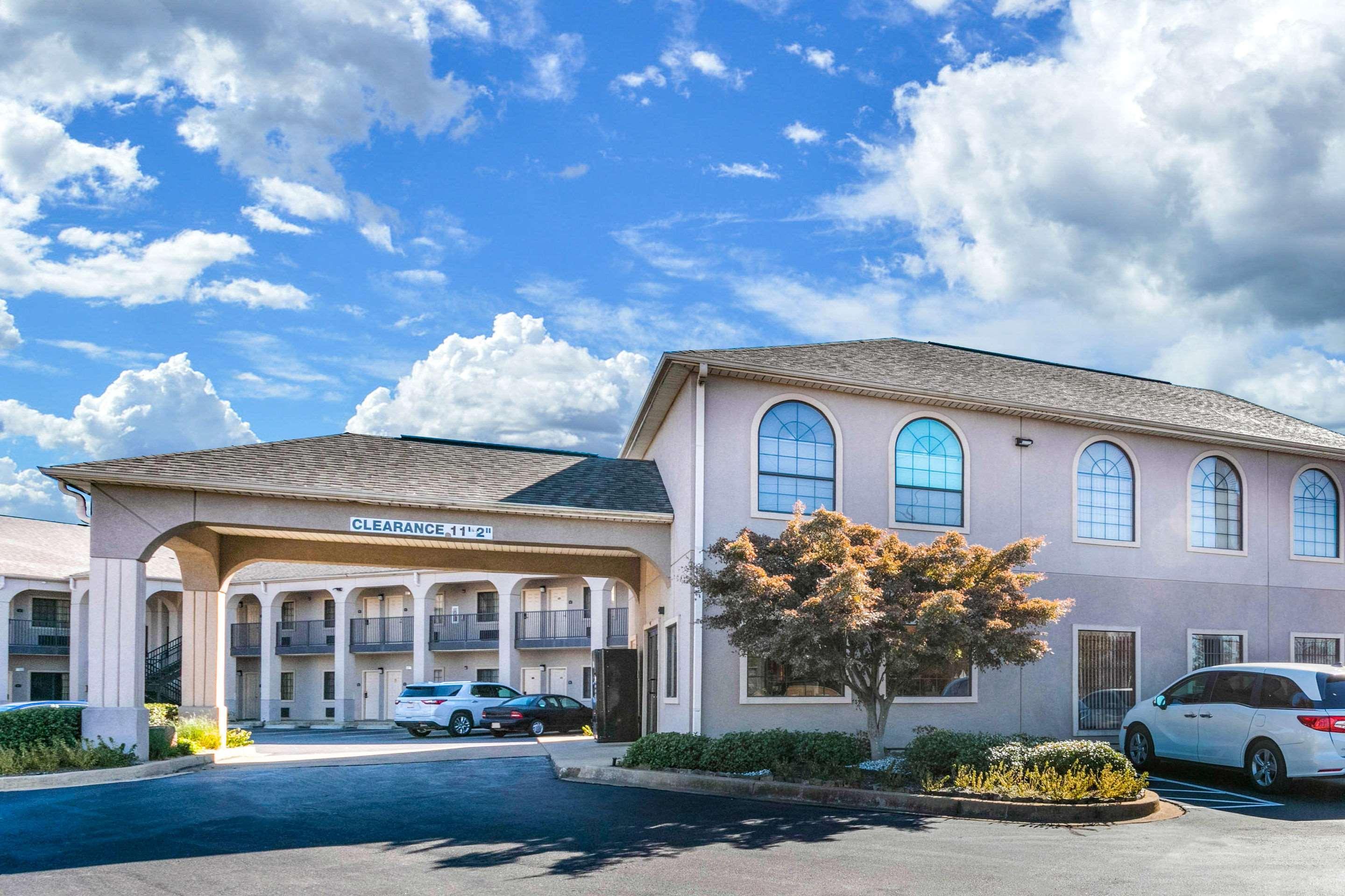 Econo Lodge Inn & Suites هورن ليك المظهر الخارجي الصورة