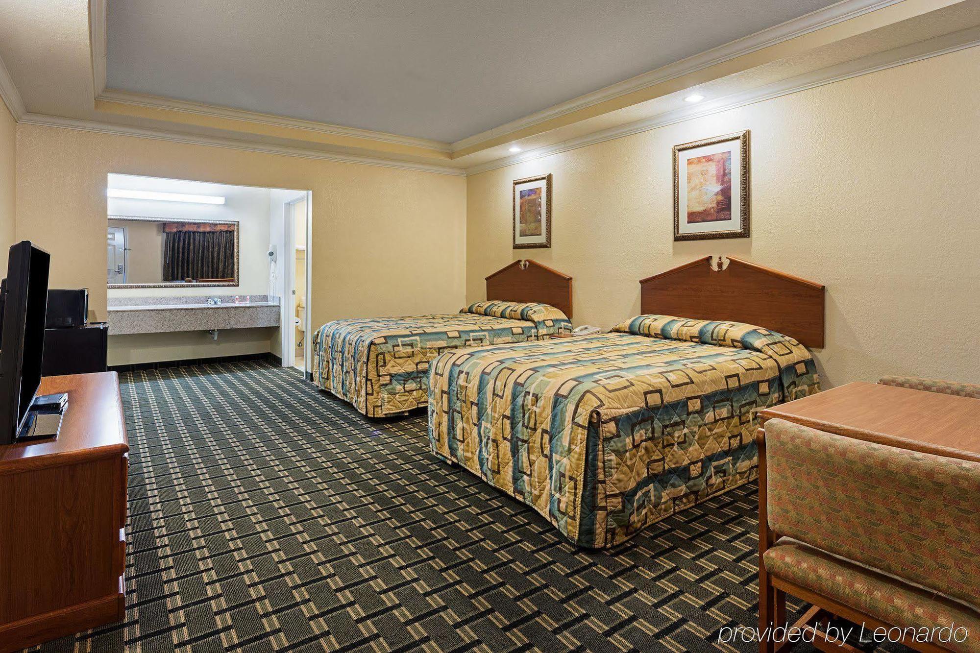 Econo Lodge Inn & Suites هورن ليك المظهر الخارجي الصورة